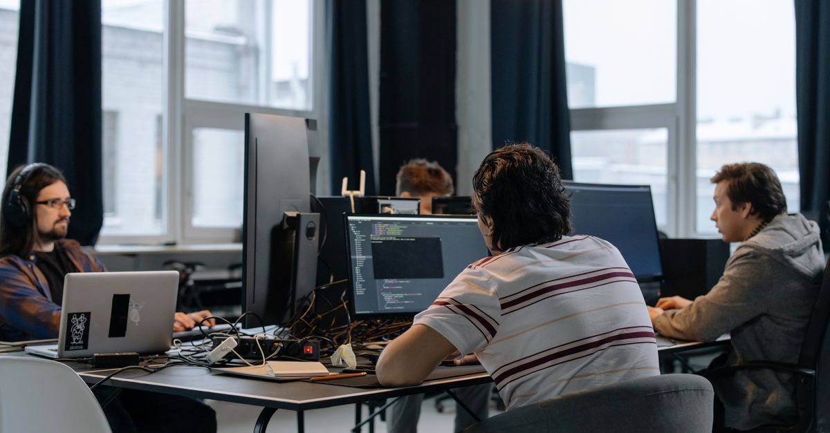 Cover for: Anthropic launches free AI‑driven security scans for open‑source projects